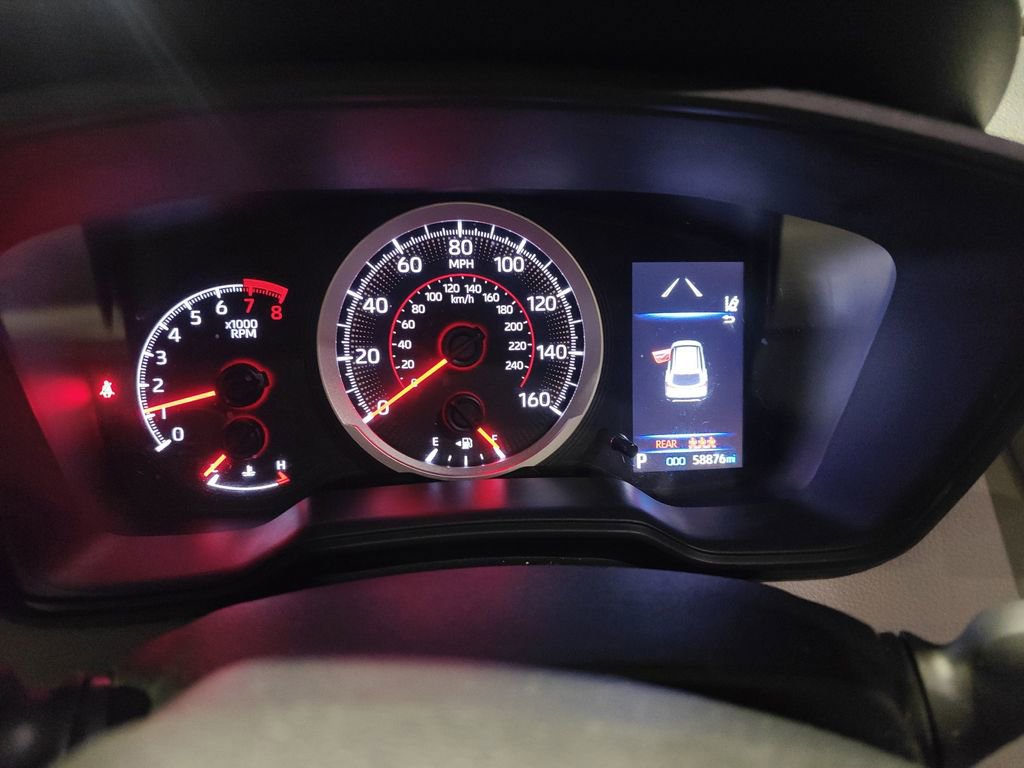 Used 2022 Toyota Corolla Cross L image 8