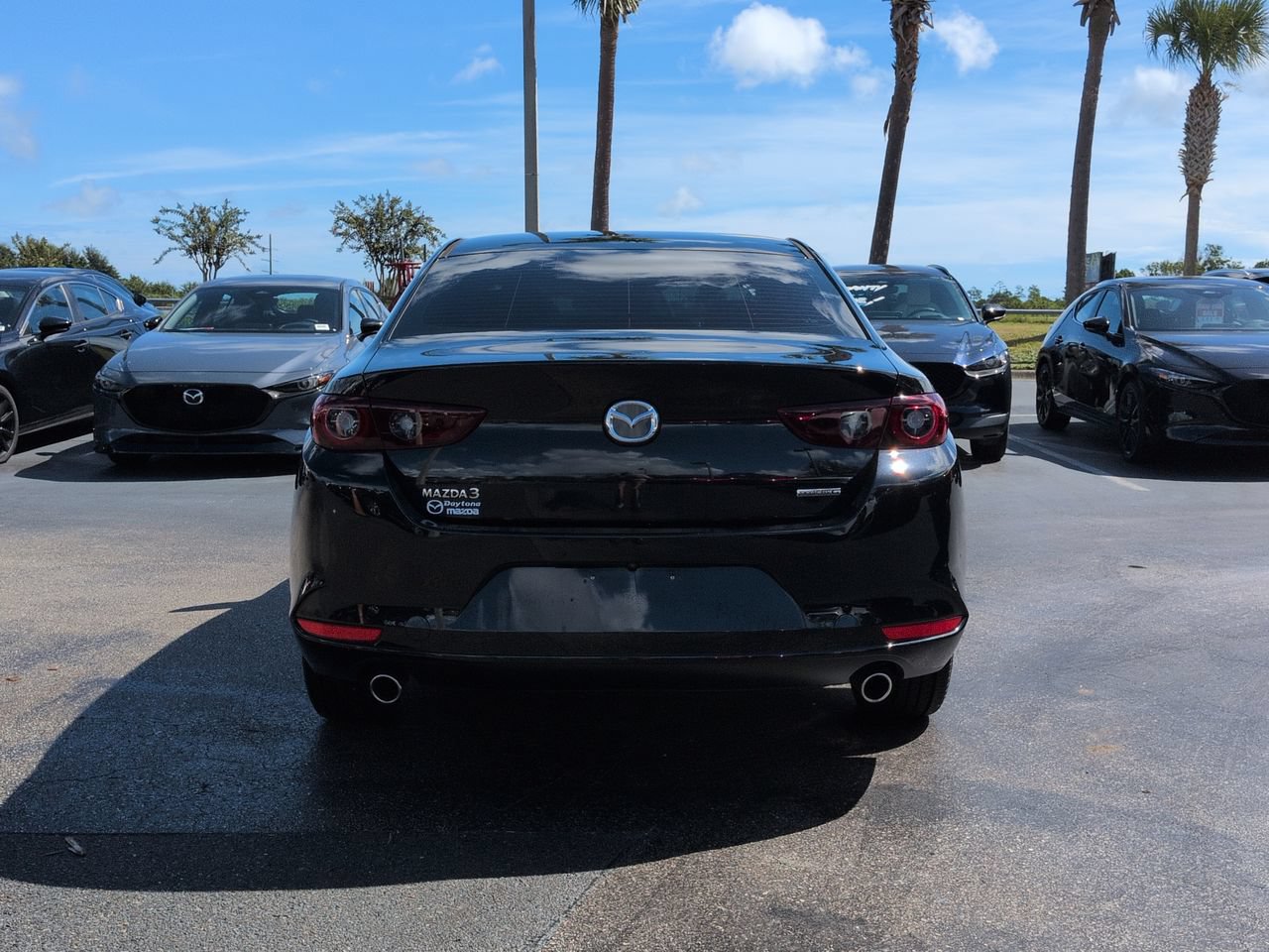 Used 2023 MAZDA MAZDA3 s FWD image 5