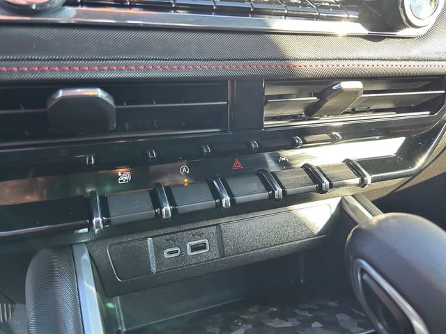 Used 2023 Chevrolet Colorado Z71 w/ Z71 Convenience Package 2 image 28