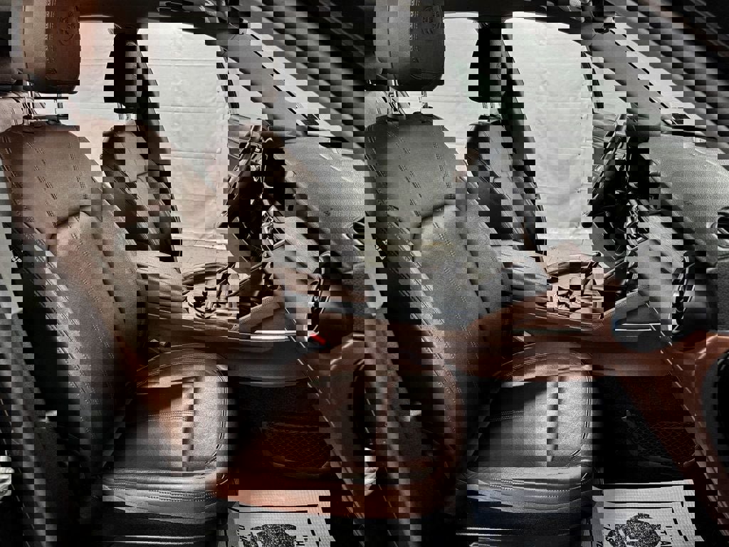 Used 2018 Alfa Romeo Stelvio AWD image 10