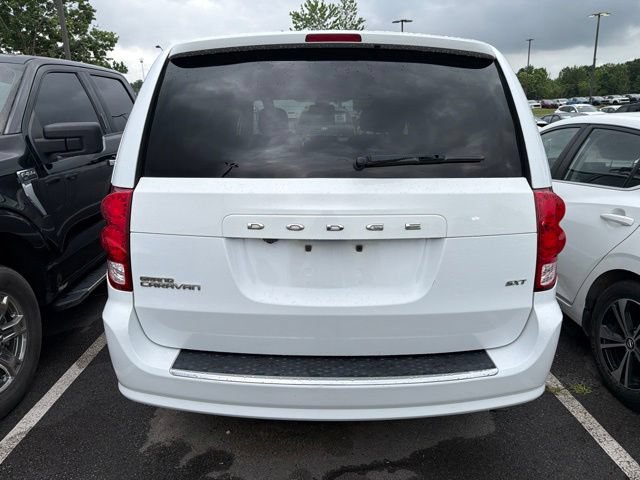 Used 2020 Dodge Grand Caravan SXT FWD image 5