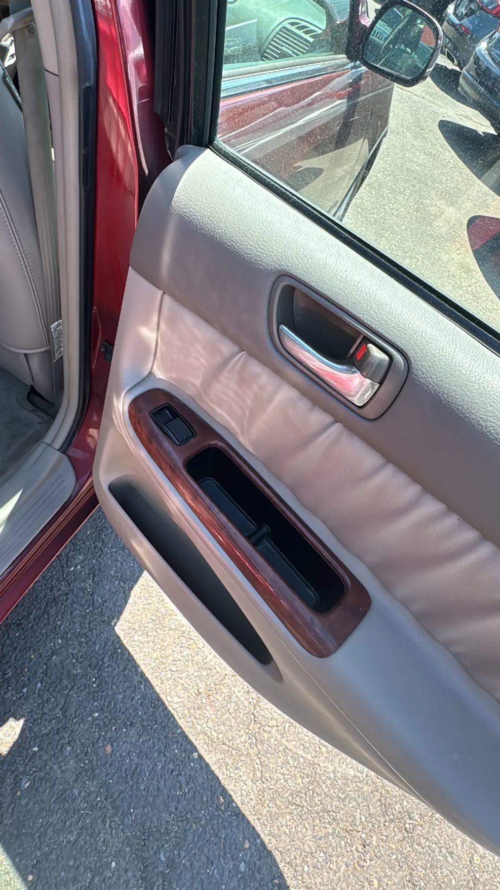 Used 2005 Toyota Camry LE FWD image 19