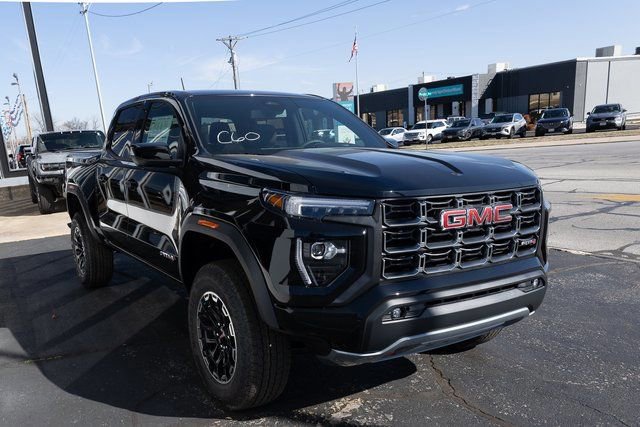 New 2026 GMC Canyon AT4 image 17