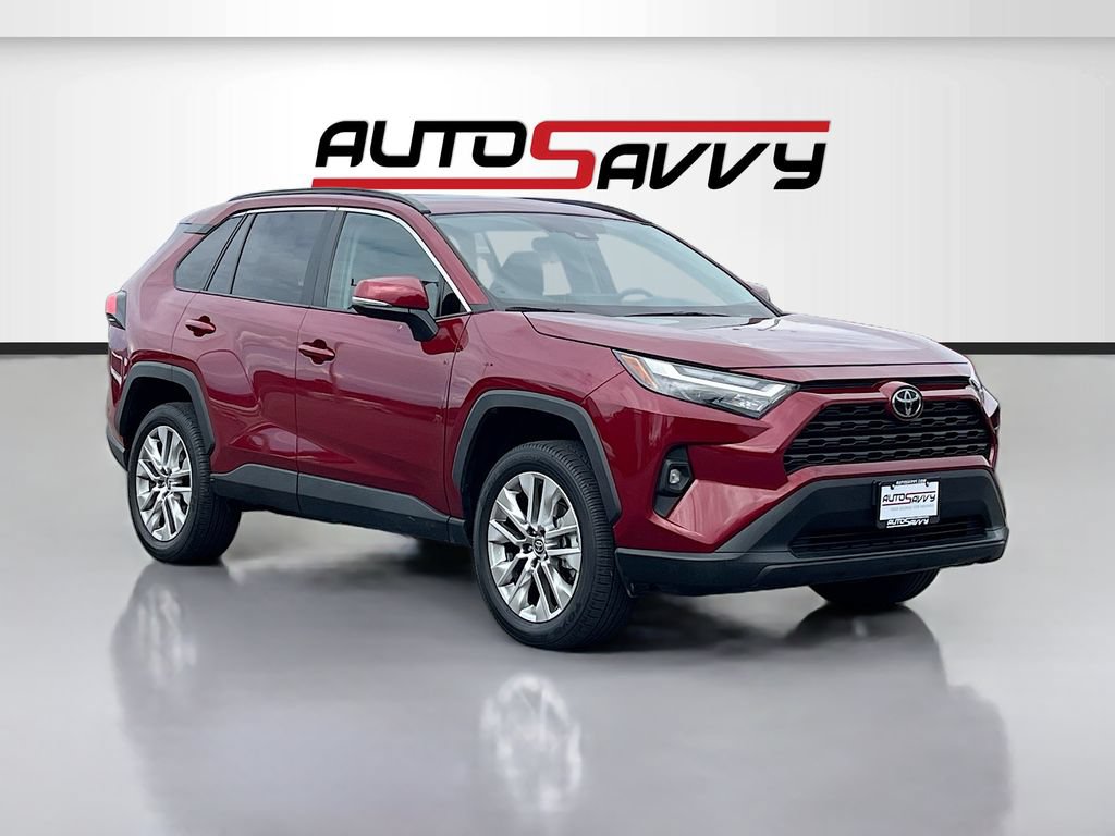 Used 2025 Toyota RAV4 XLE Premium w/ Weather Package AWD/4WD image 1