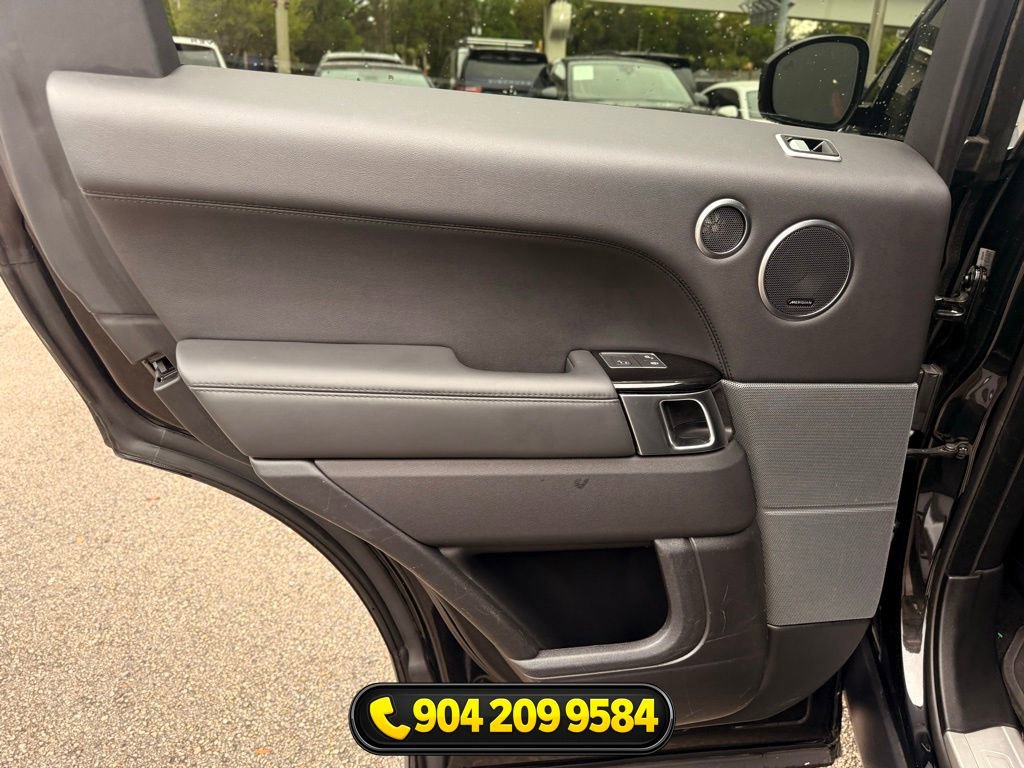 Used 2019 Land Rover Range Rover Sport HSE image 28