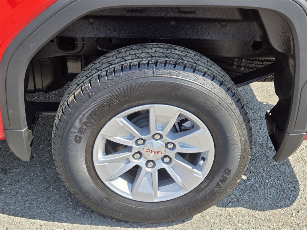 New 2026 GMC Sierra 1500 SLE image 8