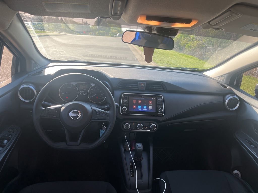 Used 2023 Nissan Versa S w/ S Plus Package FWD image 5