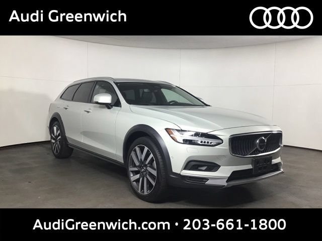 Used 2022 Volvo V90 B6 Cross Country w/ Advanced Package AWD/4WD image 1