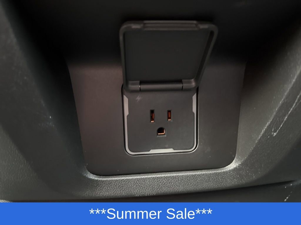 Used 2022 GMC Yukon Denali image 39