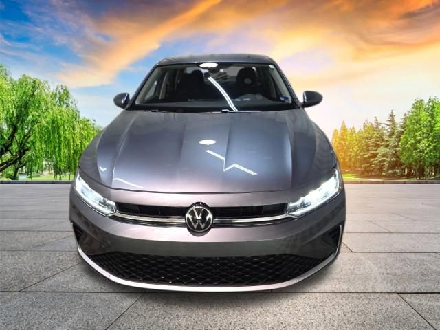 Used 2025 Volkswagen Jetta S image 9