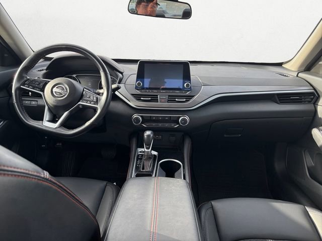 Used 2024 Nissan Altima 2.5 SR image 10