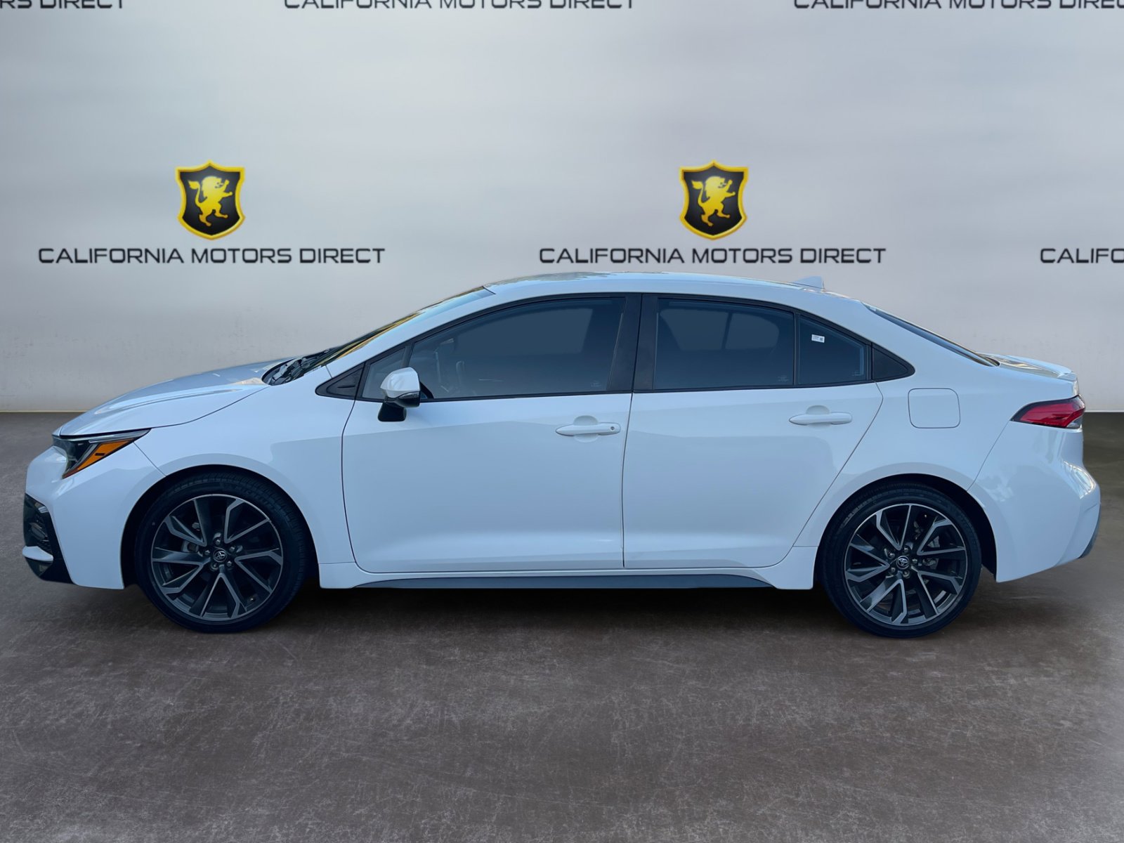 Used 2020 Toyota Corolla SE w/ Carpet Mat Package (TMS) image 2