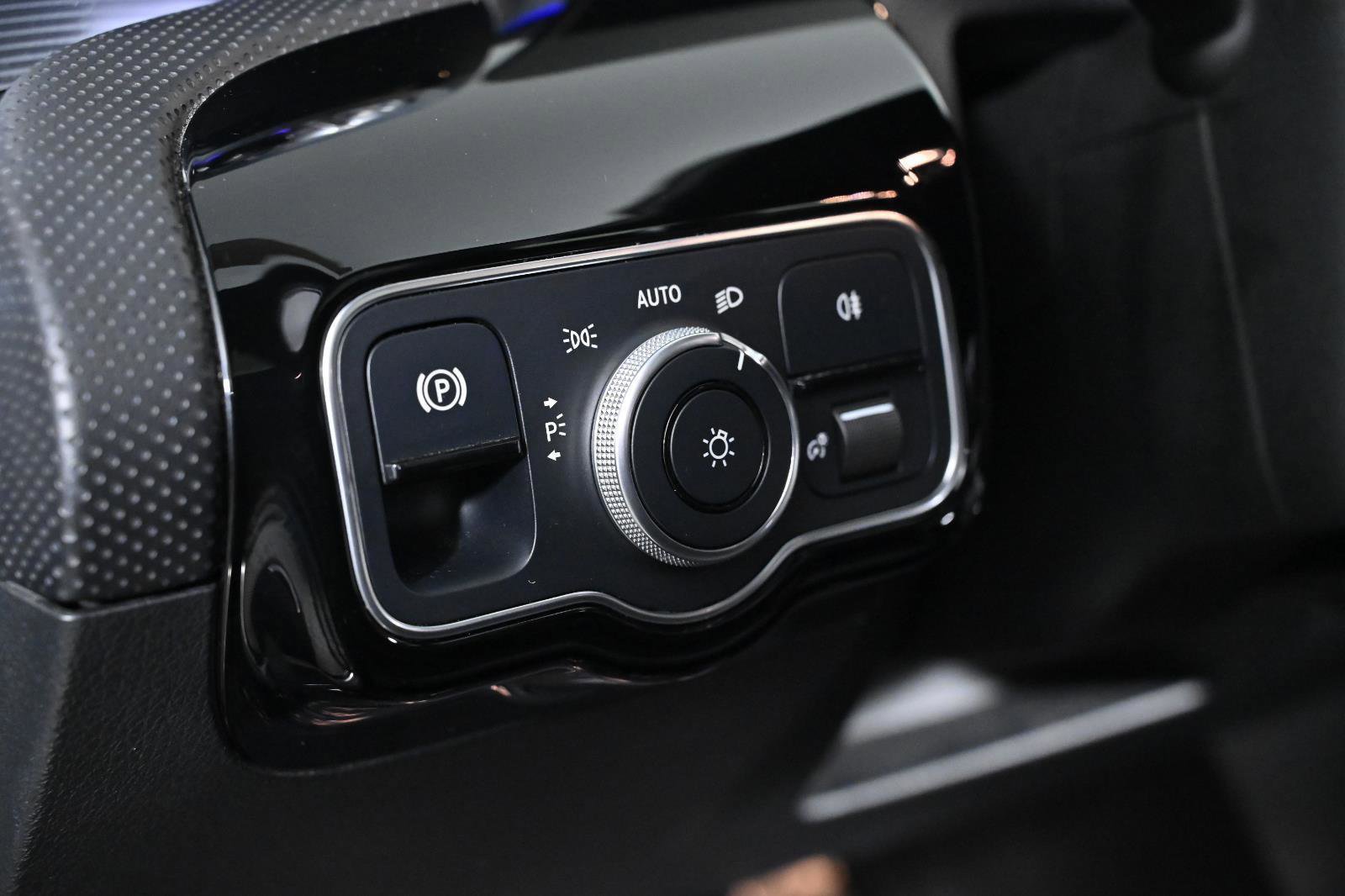 Used 2022 Mercedes-Benz A 220 4MATIC image 19