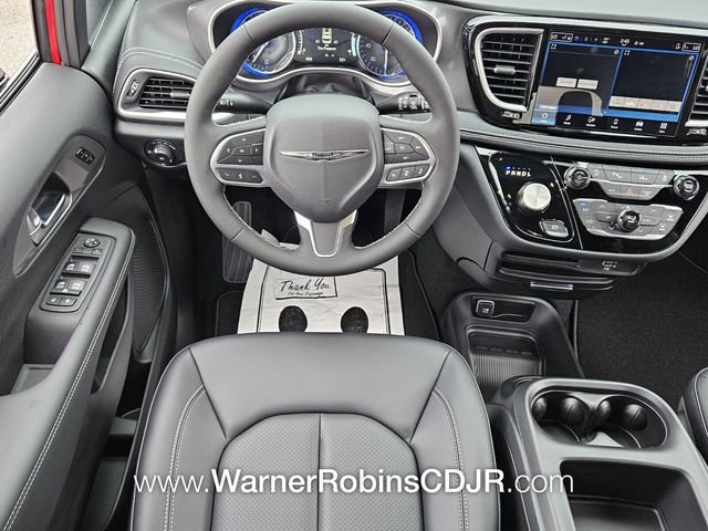 New 2026 Chrysler Pacifica Select image 7