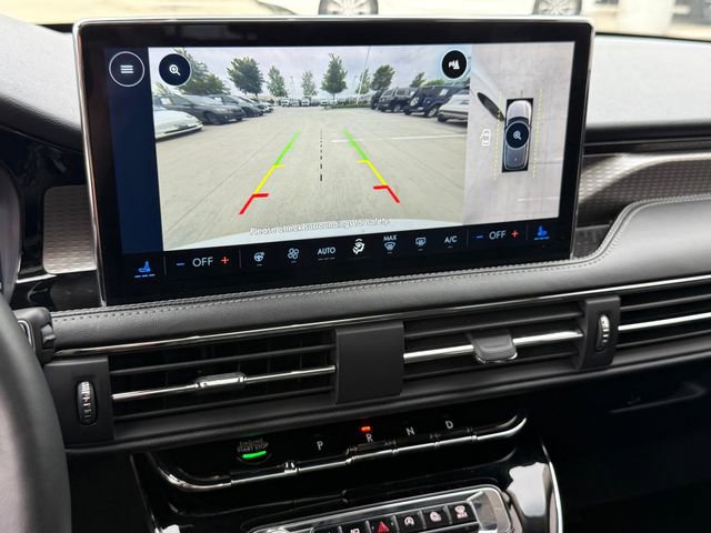 Used 2023 Lincoln Corsair Reserve w/ Equipment Group 202A AWD/4WD image 23