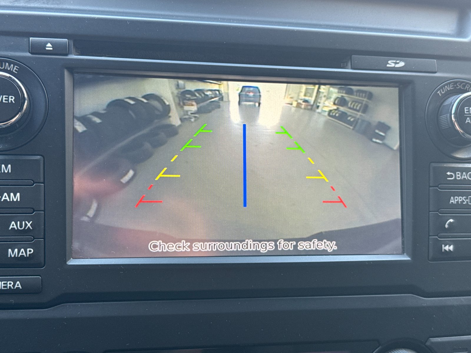 Used 2018 Nissan Titan SV w/ SV Convenience Package AWD/4WD image 21