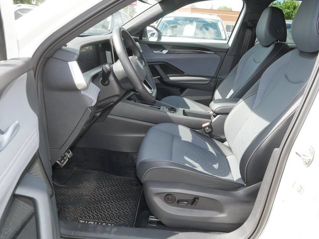 Certified 2026 Volkswagen Tiguan SE R-Line AWD/4WD image 13