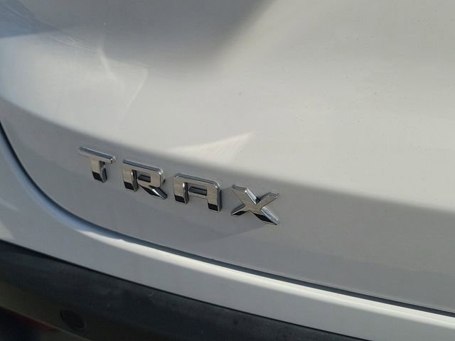 Used 2024 Chevrolet Trax LT w/ Driver Confidence Package image 8