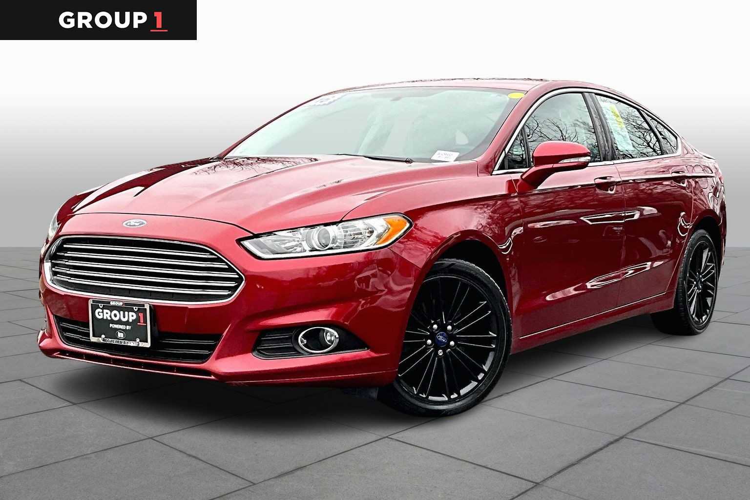 Used 2016 Ford Fusion SE w/ Equipment Group 202A image 1
