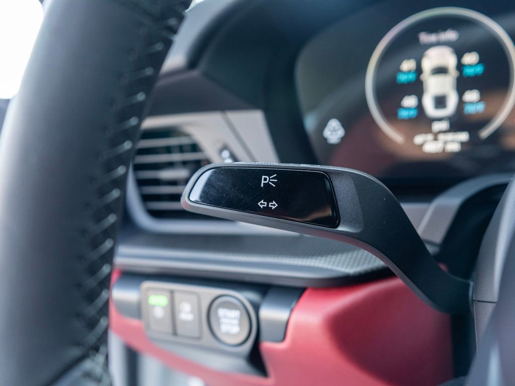 Used 2026 Porsche 911 Carrera GTS image 19