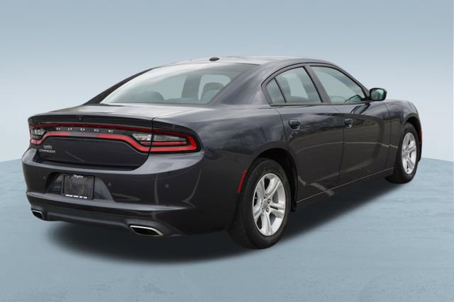 Used 2018 Dodge Charger SXT image 8
