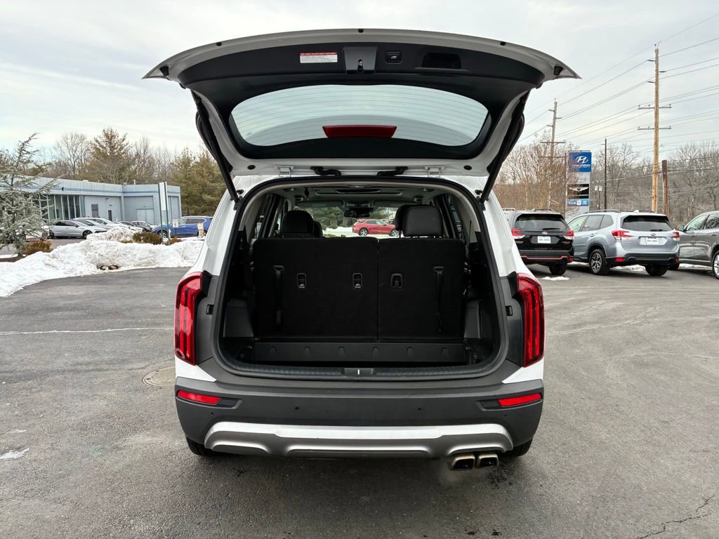 Used 2021 Kia Telluride EX w/ EX Premium Package image 11
