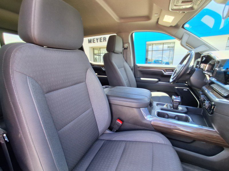 Used 2023 Chevrolet Silverado 1500 RST w/ Convenience Package II AWD/4WD image 15