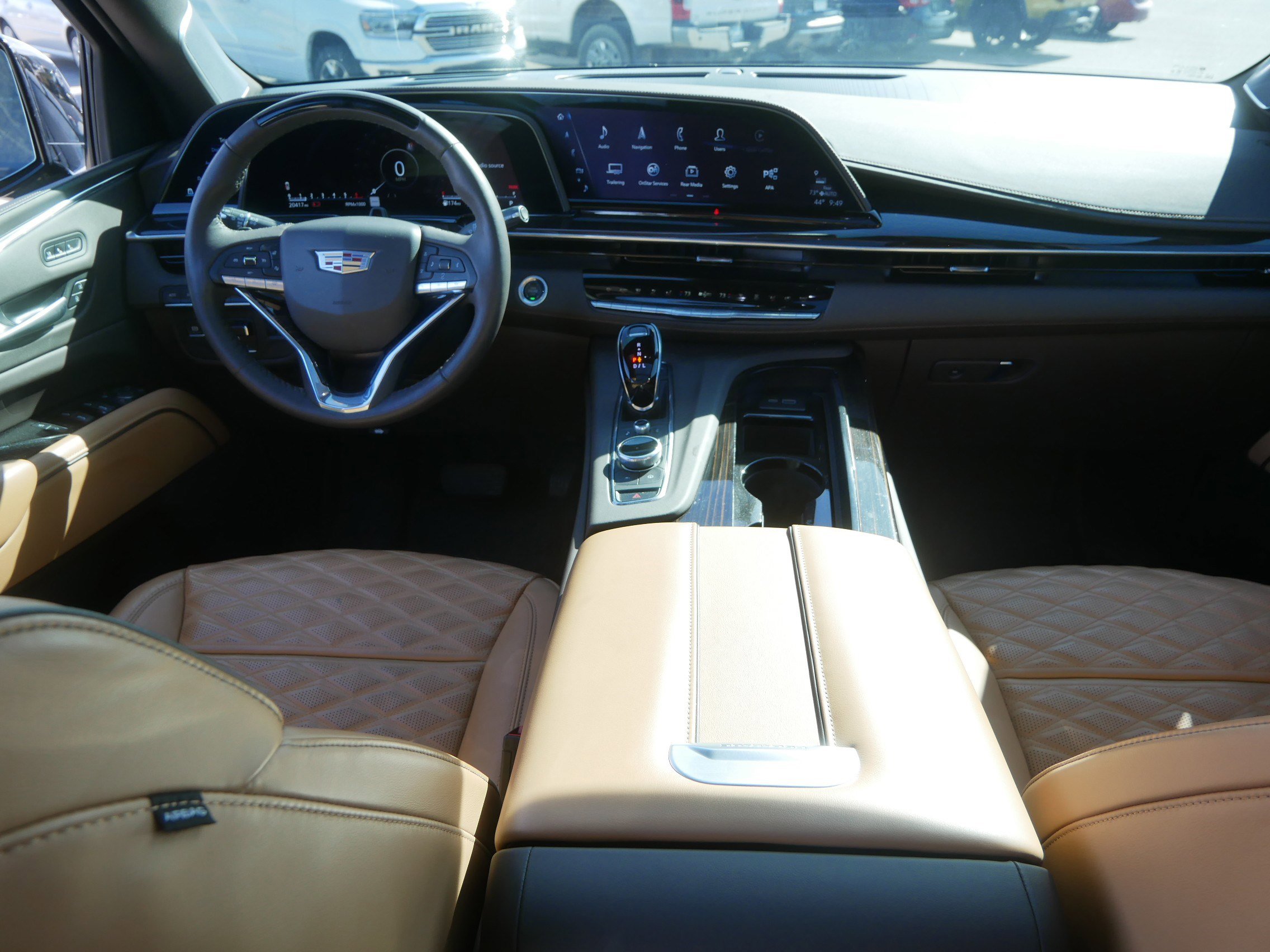 Used 2024 Cadillac Escalade ESV Sport w/ LPO, ONYX Package AWD/4WD image 10