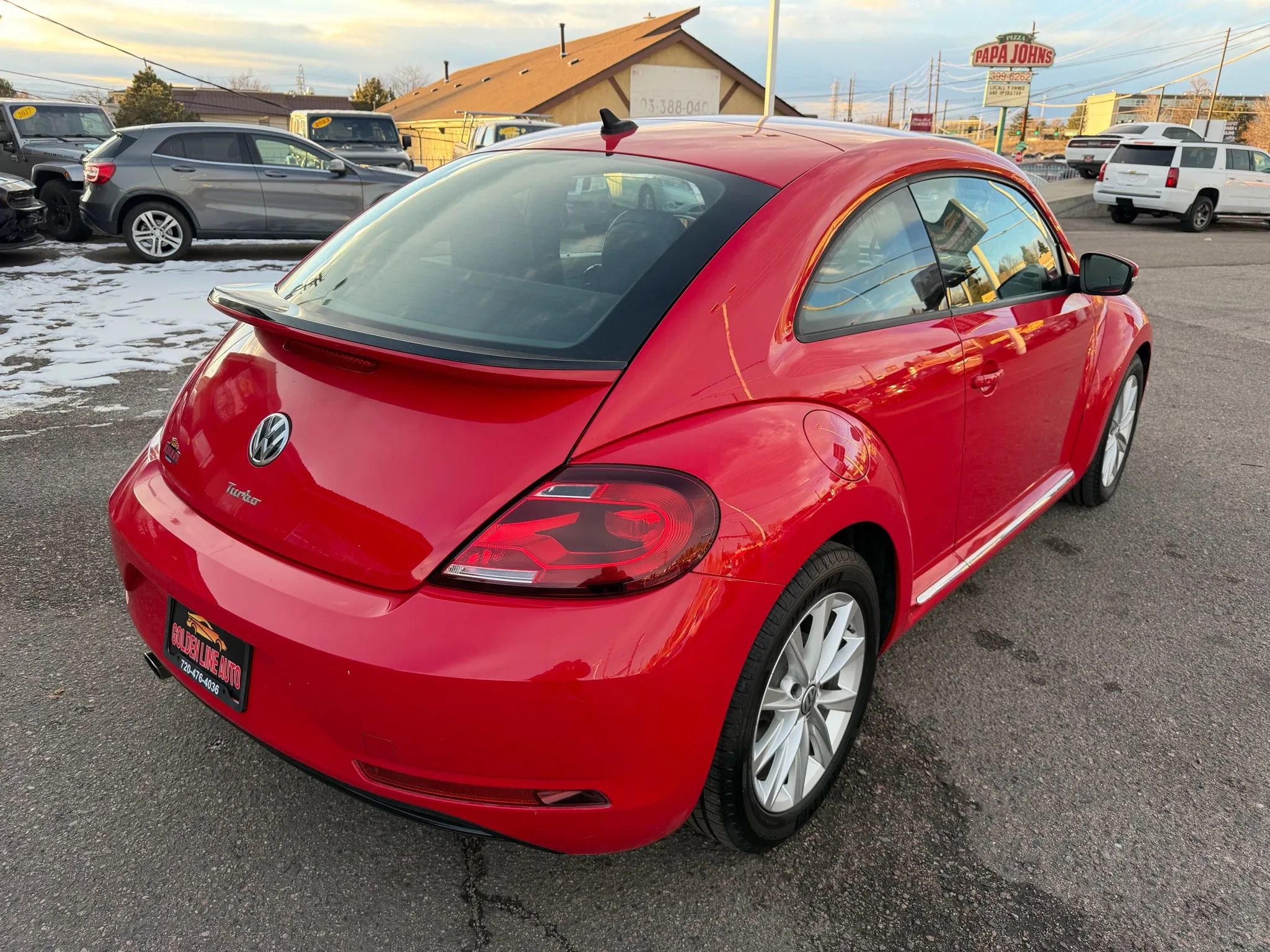 Used 2018 Volkswagen Beetle 2.0T S w/ Style & Comfort Package For S image 8