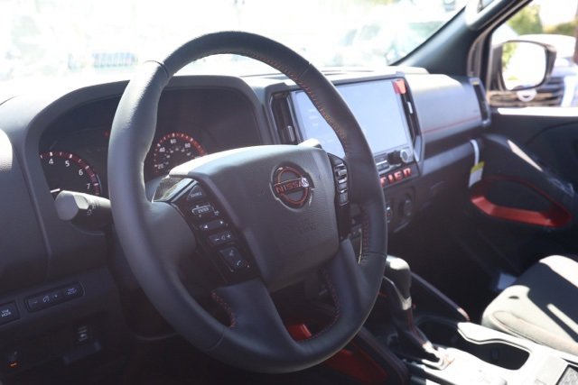 New 2026 Nissan Frontier PRO-4X w/ Pro-4x Convenience Package image 14