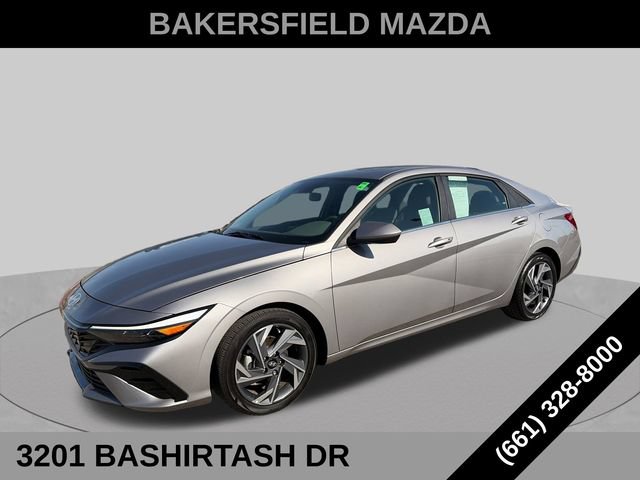 Used 2025 Hyundai Elantra SEL FWD image 1