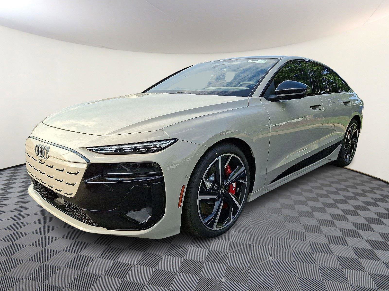 New 2025 Audi S6 e-tron Prestige image 3