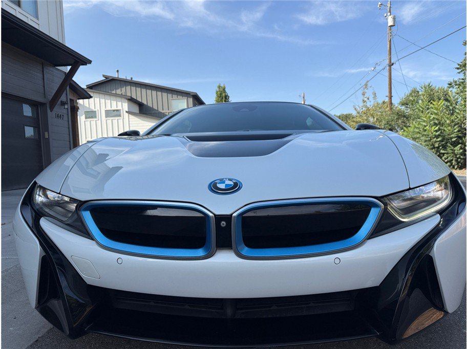 Used 2015 BMW i8 AWD/4WD image 45