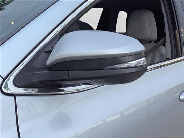 Used 2016 Toyota Highlander Limited w/ Driver Technology Package image 8