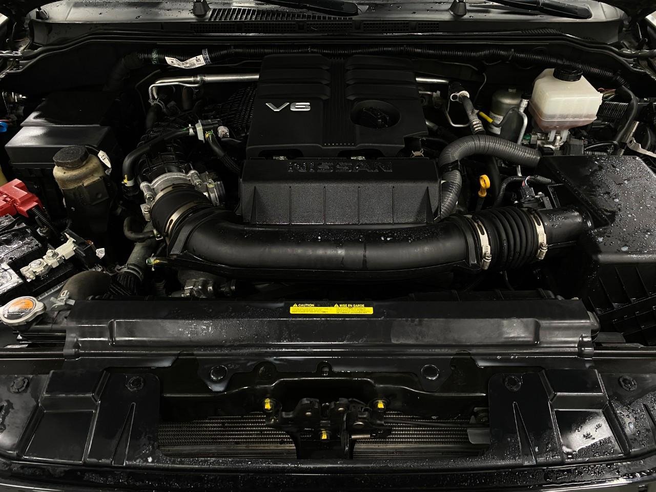 Used 2020 Nissan Frontier SV w/ Midnight Edition Floor Mats image 12