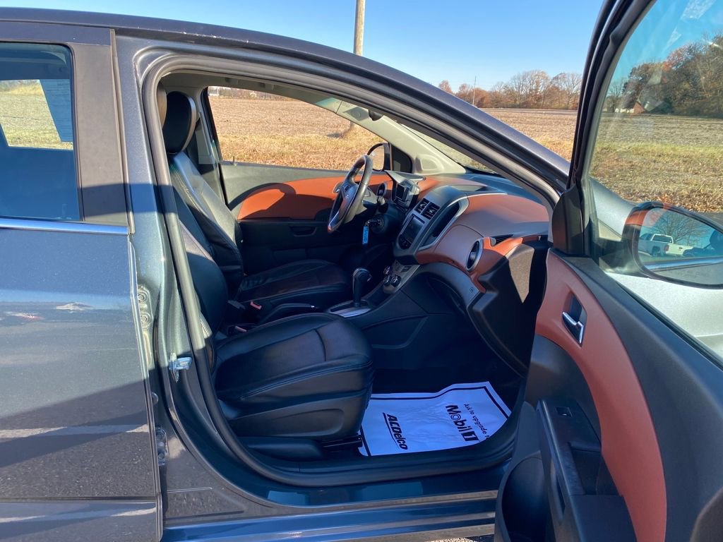 Used 2013 Chevrolet Sonic LTZ image 11