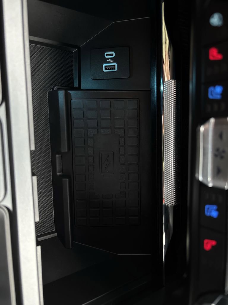 Used 2021 Ford F150 Platinum w/ Equipment Group 701A High image 34