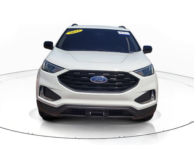 Used 2023 Ford Edge SEL w/ Sport Appearance Package AWD/4WD image 2