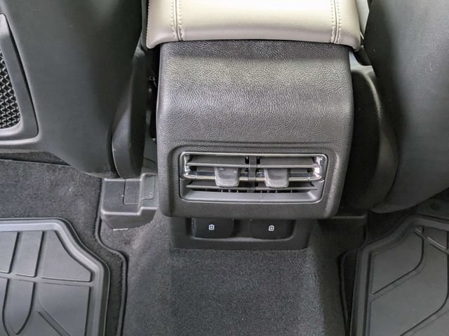 Used 2025 Lincoln Corsair FWD w/ Equipment Group 101A image 15
