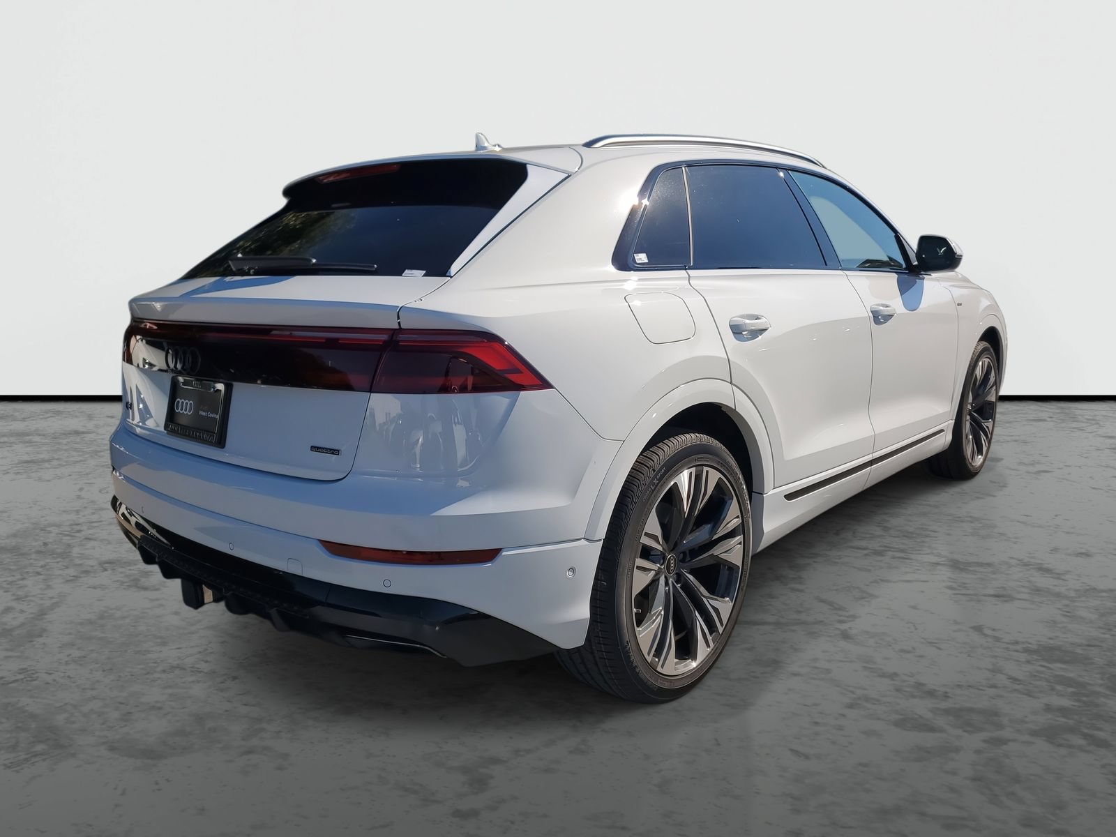 New 2026 Audi Q8 Premium Plus AWD/4WD image 4