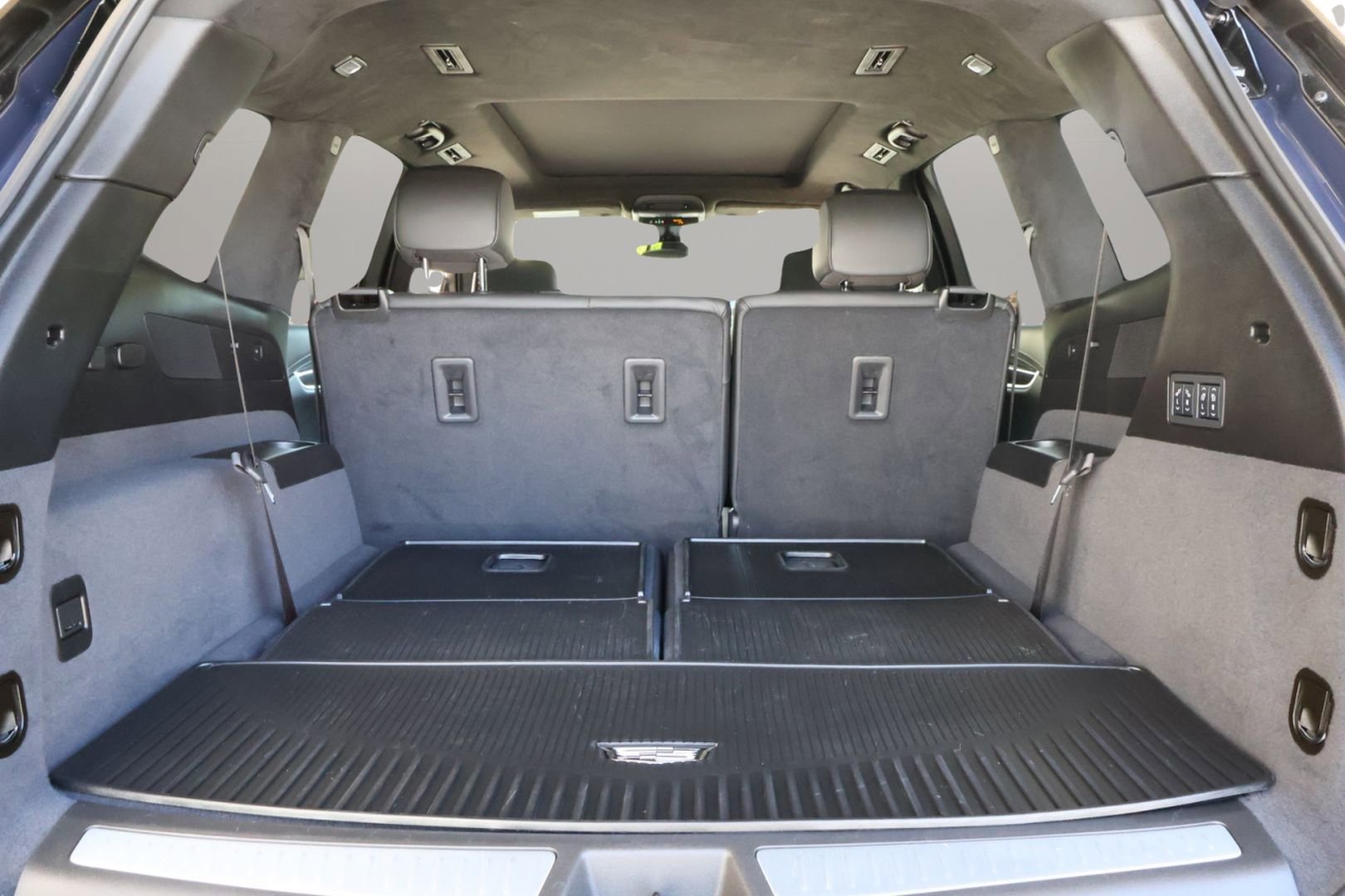 Certified 2025 Cadillac XT6 Premium Luxury w/ Platinum Package image 19