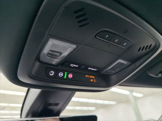 Used 2023 Chevrolet Traverse Premier w/ LPO, Floor Liner Package image 28