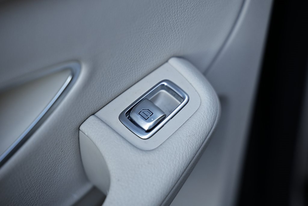 Used 2022 Mercedes-Benz GLC 300 4MATIC image 26