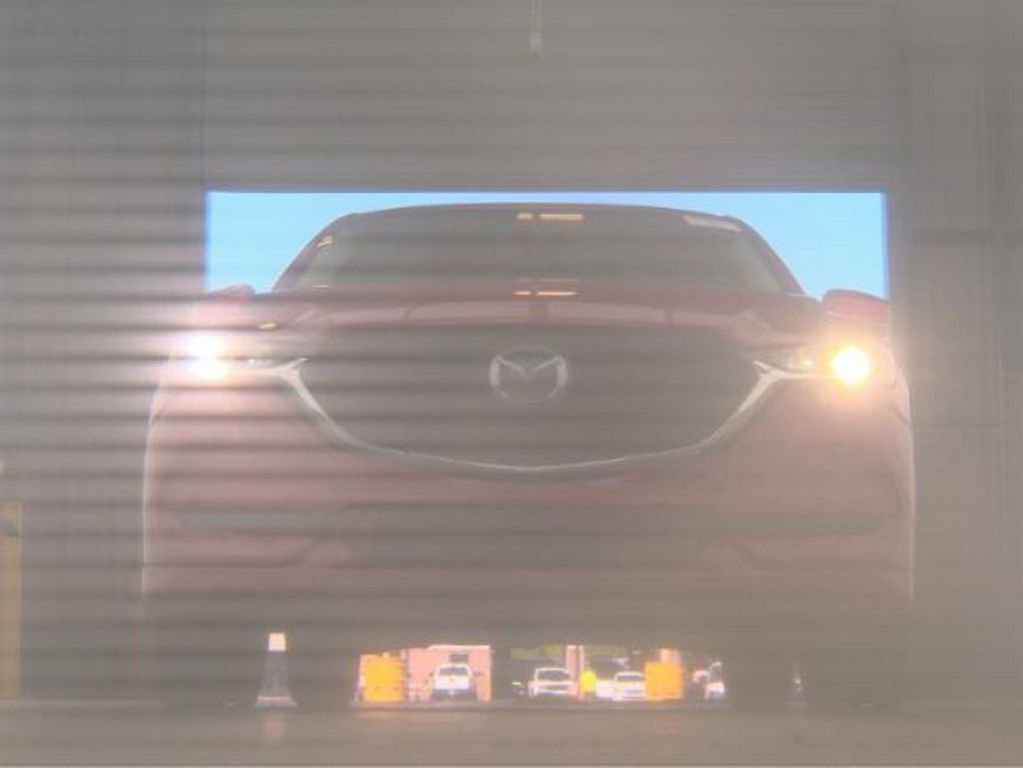 Used 2020 MAZDA CX-5 Touring AWD/4WD image 3
