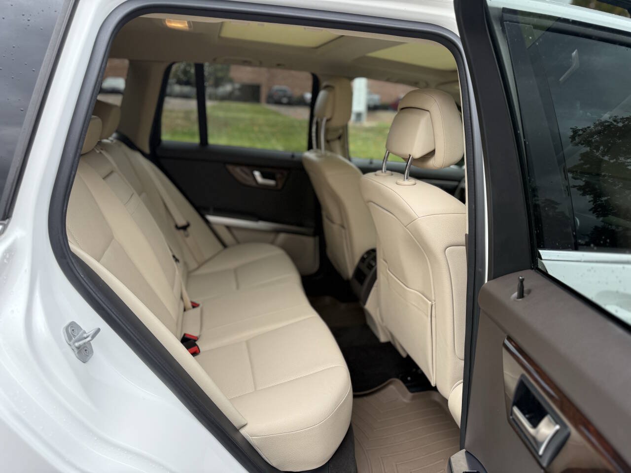 Used 2013 Mercedes-Benz GLK 350 4MATIC image 18