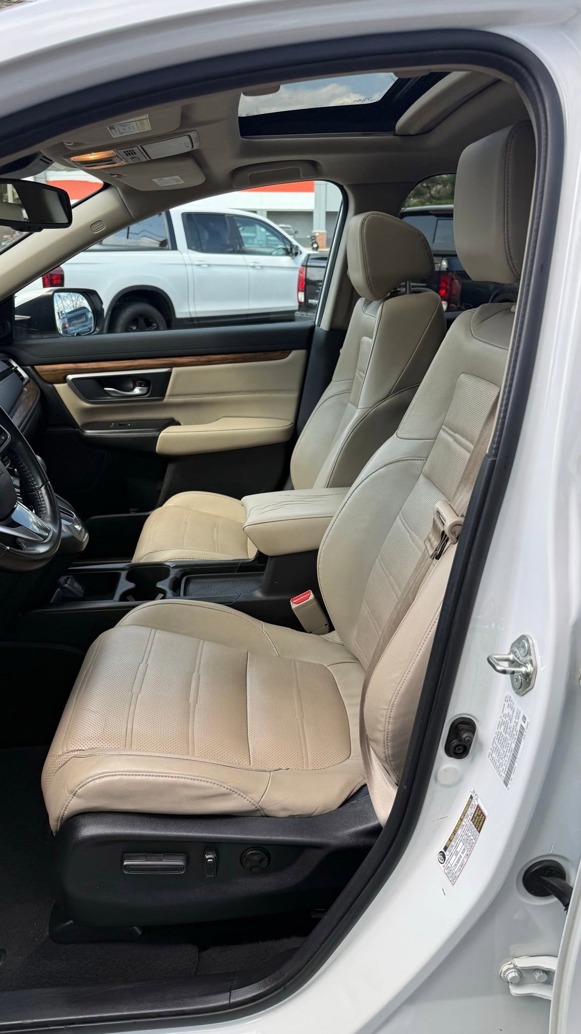 Used 2017 Honda CR-V Touring image 31