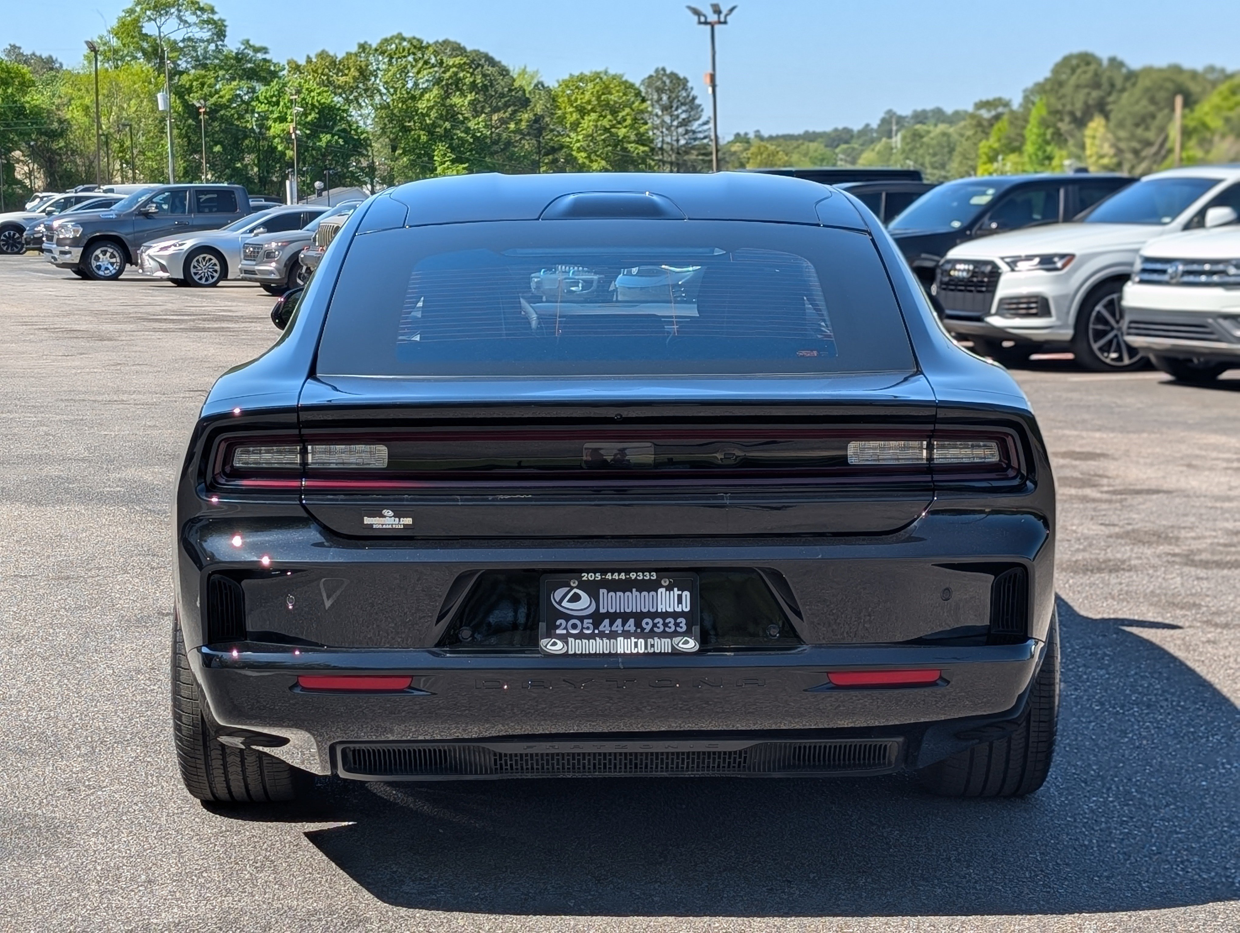 Used 2024 Dodge Charger Daytona R/T w/ Plus Group AWD/4WD image 8