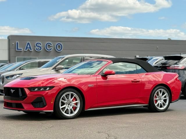 Certified 2025 Ford Mustang GT Premium RWD image 1