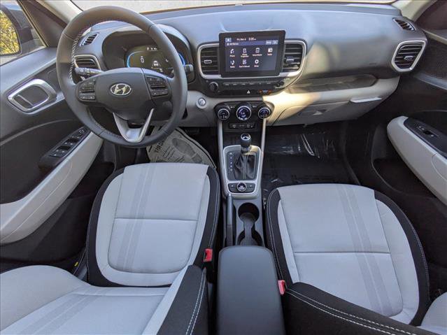 New 2026 Hyundai Venue SEL FWD image 3
