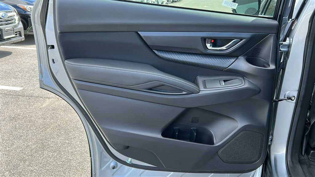 Used 2025 Subaru Ascent Premium image 21